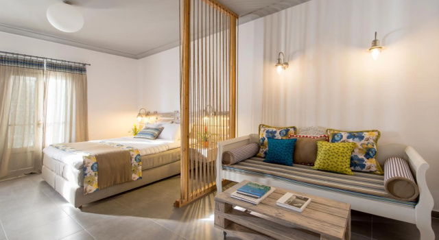 Caldera's Dolphin Suites