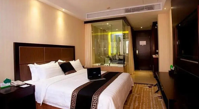 Shenzhen Douhui Fashion Hotel, Забронировать Отель Отели Шэньчжэнь 3 звезды, рядом с Выставочный и конференц-центр Шэньчжэня, 3*