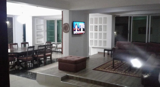 Lane Residence