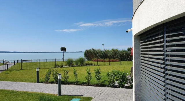 Апартаменты Kékvitorla Apartman Keszthely