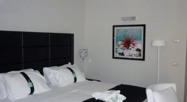 Номер Standard Holiday Inn Genoa City by IHG