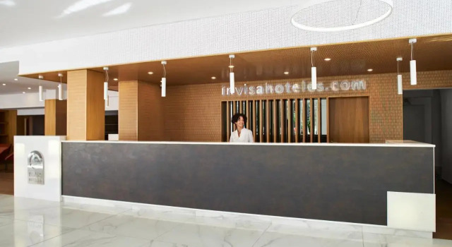 Invisa Figueral Resort, Varaa Lomakeskus Ibiza lomakohteet, Lomakeskus