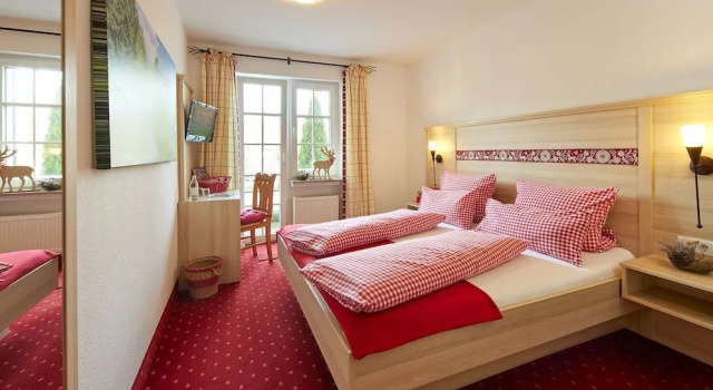 Hotel Garni Dorfkammer, Забронировать Отель Ольсберг Зауэрланд, рядом с Olsberg Concert Hall