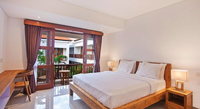 Студия с видом на бассейн Sahadewa Suites Residence