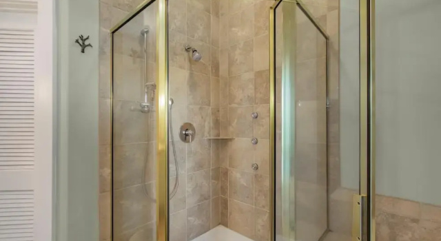 Sensational Water View Condo With Pools and Marina