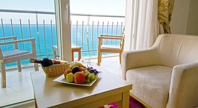 Трёхместный номер Standard Lamos Hotel