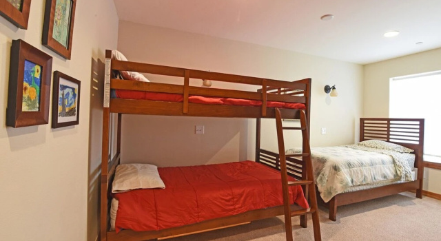 Sunny Woods Acres Near Golf & Adventure Park, Забронировать Дом для отпуска Тахо-Виста Норт-Лейк-Тахо