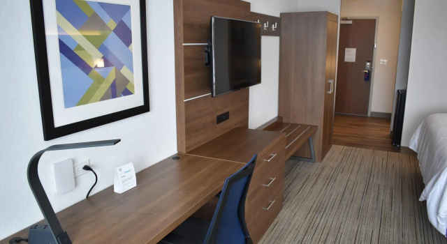 Двухместный номер Standard Holiday Inn Express & Suites - Boston South - Randolph by IHG
