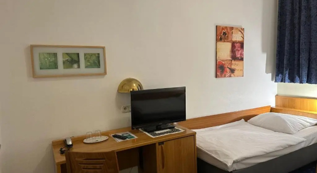 Одноместный номер Standard Hotel Commerz Hamburg