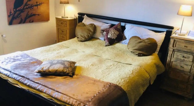 Номер Deluxe Hôte Labyrinthe lit 180 cm salle de bain, petit dej compris