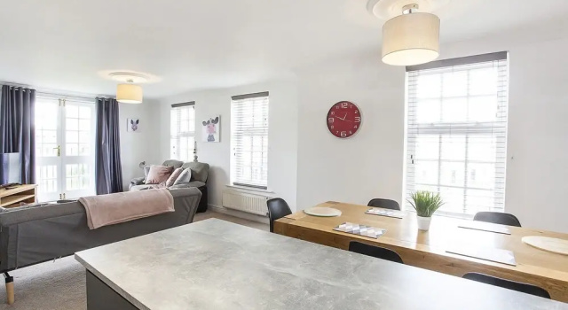 Fountains View Apartment, Забронировать Апартаменты/квартира Отели Йорка с парковкой, Парковка