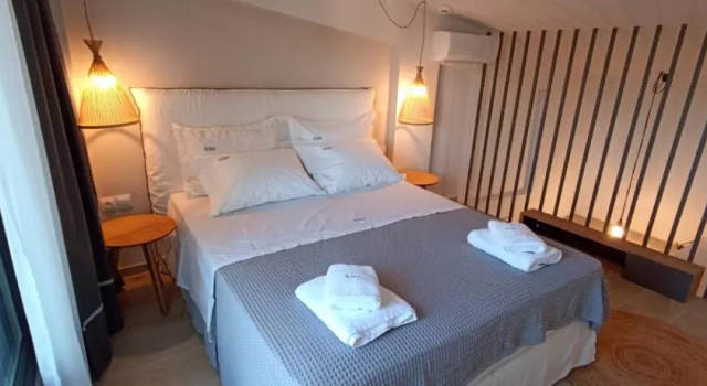 Ikies suties 3 luxury apartements by the sea, Забронировать Отель Ситония Македония