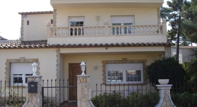 Villa Rocatosa, Забронировать Вилла Санта-Кристина-де-Аро 