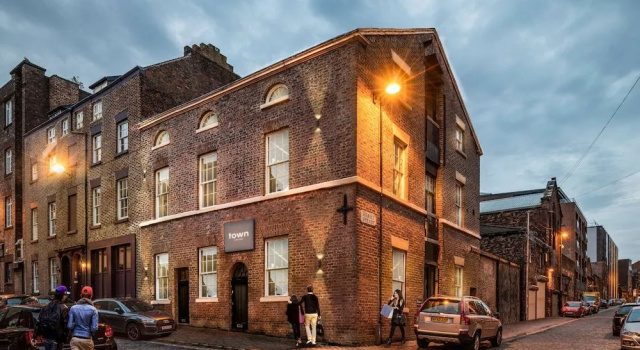 York Street Studios, Забронировать Отель Отели Ливерпуля с парковкой, рядом с Дом заседаний графств, Парковка