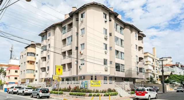 Апартаменты Apartment in Great Location 100m From the Beach Csg305
