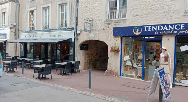 Modern apartment in Bayeux near Tapestry Museum, Забронировать Апартаменты/квартира Байе D-day Beaches, рядом с Bayeux's Train Station
