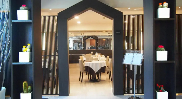 Residence Golf Hotel, Rezervasyon Otel Opera Lombardy