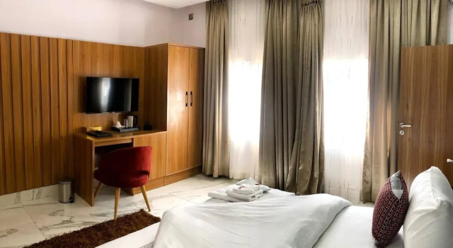 Номер Luxury The Embassy Hotel & Apartment Abuja