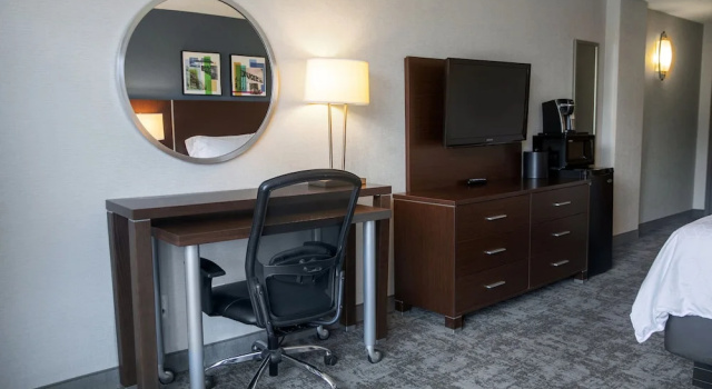 Двухместный номер Premium Holiday Inn Sioux Falls-City Center by IHG