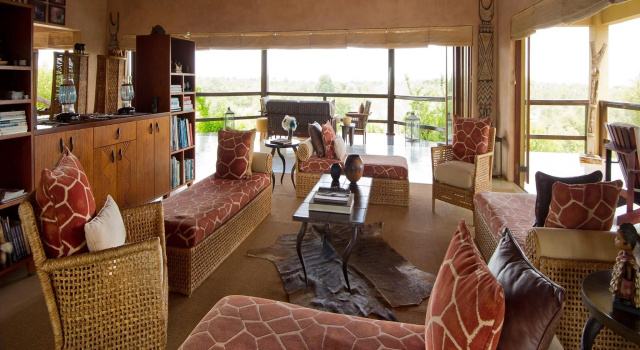 Makumu Private Game Lodge