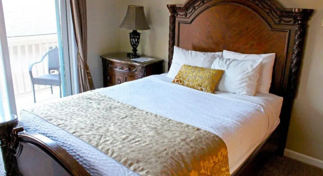 Люкс Silverton Inn & Suites