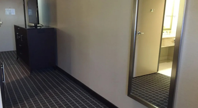 Двухместный полулюкс DoubleTree by Hilton Hotel Flagstaff