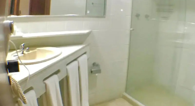 Трёхместный номер Standard Hotel Golden Park Rio de Janeiro Aeroporto By Nacional Inn