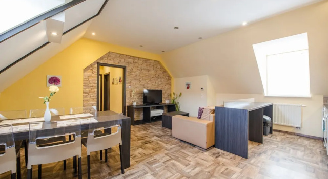Апартаменты Luxury с 4 комнатами Apartmány Viktor