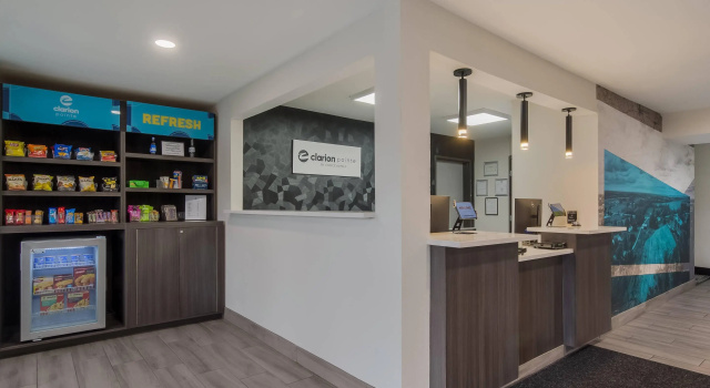 Clarion Pointe Harrodsburg-Danville, Забронировать Отель Харродсберг Bourbon Trail Kentucky