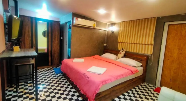 Люкс Deluxe Ruenthip Homestay