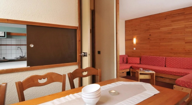 Belle Plagne Two-Roomed Divisible Apartment for 6 People of 35 Mâ² Ag324, Забронировать Апартаменты/квартира Отели Ла-Плань с парковкой, Парковка