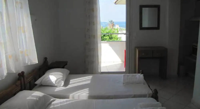 Narkissos Rooms, Брондау Қонақ үй Parga 