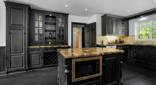 Коттедж Luxury Designer Mansion in West Midlands Countryside