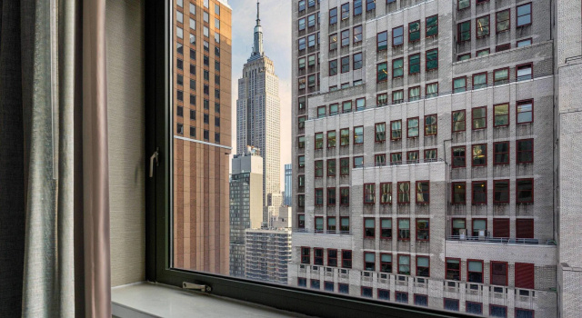 Четырёхместный номер Standard Courtyard New York Manhattan/Times Square