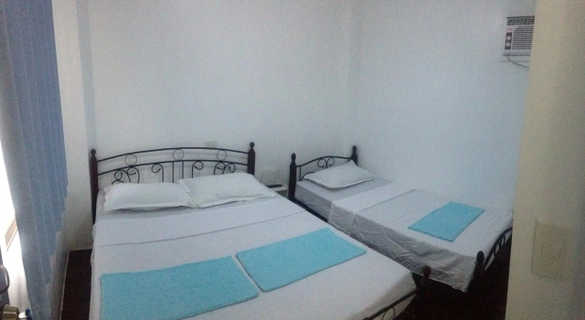 Трёхместный номер Standard Lolas Lodge