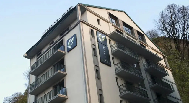 Belfort Hotel, Забронировать Отель СПА-отели Брашова, рядом с Strada Sforii, SPA-услуги