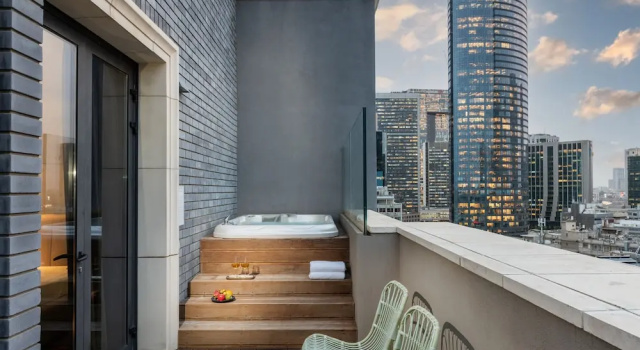 Двухместный люкс Hotel Indigo Tel Aviv - Diamond District by IHG