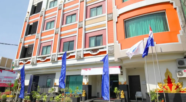 马卡萨艾里帕那库康大道1号酒店(Airy Panakkukang Boulevard 1 Makassar), Забронировать Отель Макасар провинция Южный Сулавеси