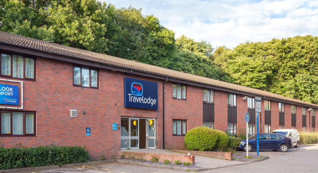 Travelodge Medway M2, Забронировать Отель Джиллингем Кент