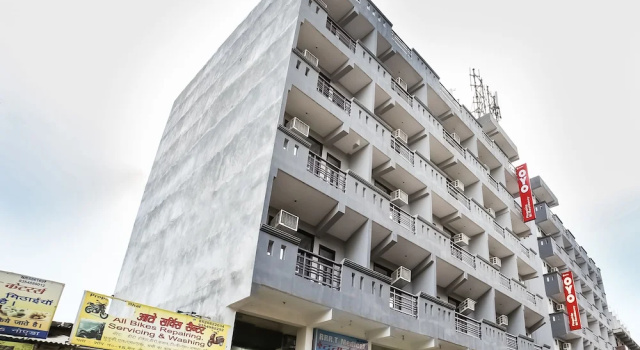 OYO Flagship 30197 Noida Sector 43, Забронировать Отель Нойда штат Уттар-Прадеш