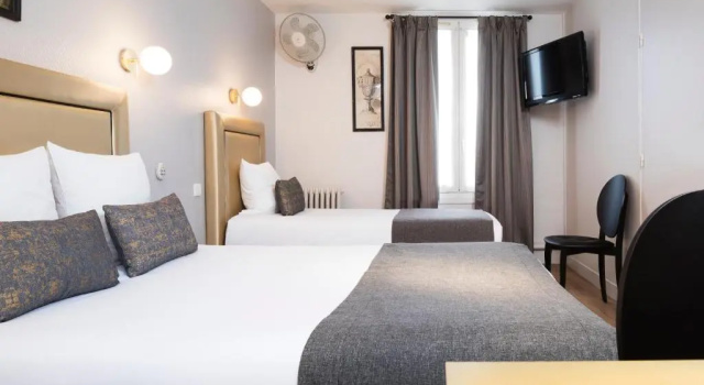Трёхместный номер Superior A l'Hôtel Des Roys
