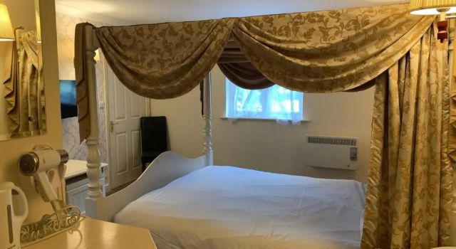 Номер Standard Normanton Park Hotel, BW Signature Collection