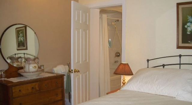 Sybille's Garden Bed & Breakfast, Rezervasyon Bed and Breakfast Grand Bend 