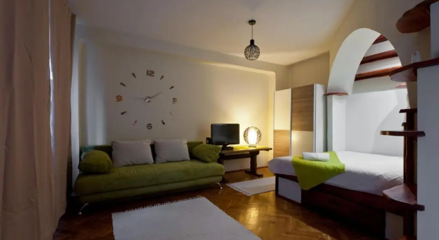 Апартаменты Green Apartment