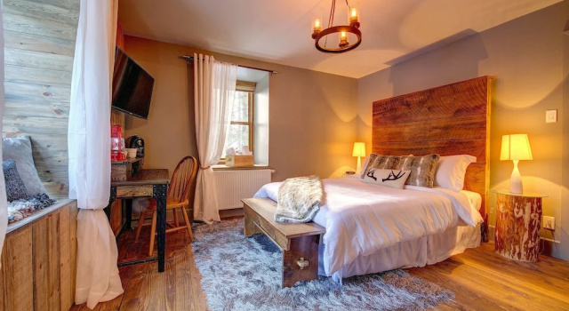 Двухместный номер Classic Auberge le Cosy Tremblant