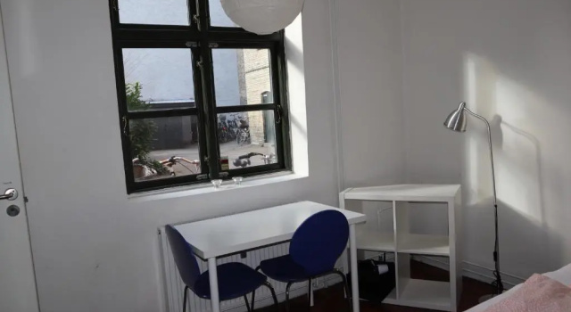Charming Red Courtyard Apartment, Забронировать Апартаменты/квартира Фредериксберг Копенгаген