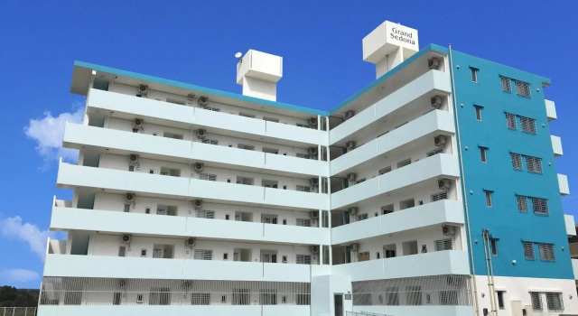 Condominium Resort Nago Grand Sedona, Забронировать Курортный отель Отели Севера с парковкой, Парковка