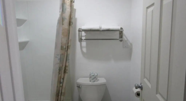 Четырёхместный номер Standard Northwoods Motel