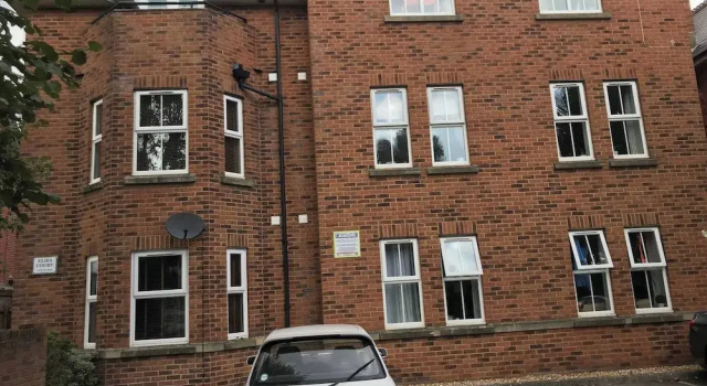Ground Floor Flat Near Beach