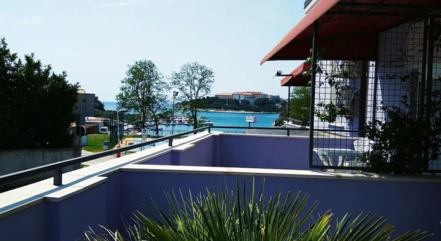 Семейная студия ApartHotel Viola